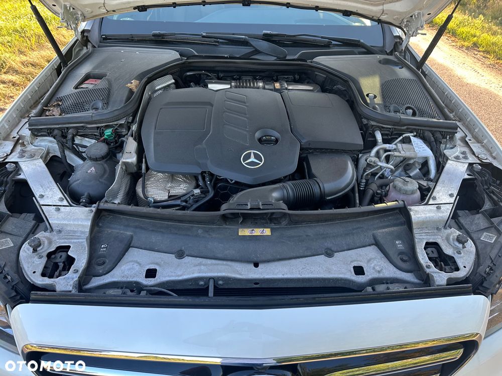 Mercedes-Benz Klasa E - 20