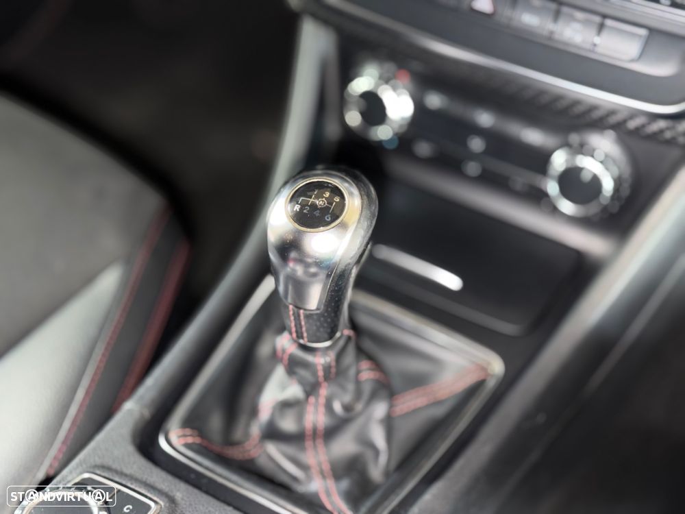 Mercedes-Benz A 180 CDI AMG Line - 17