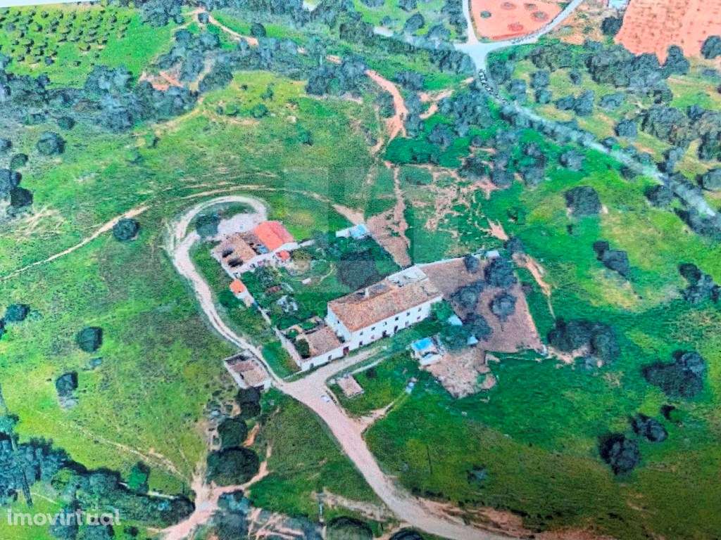 Fantástica Quinta histórica com terreno misto a minutos da praia em... - Grande imagem: 5/37