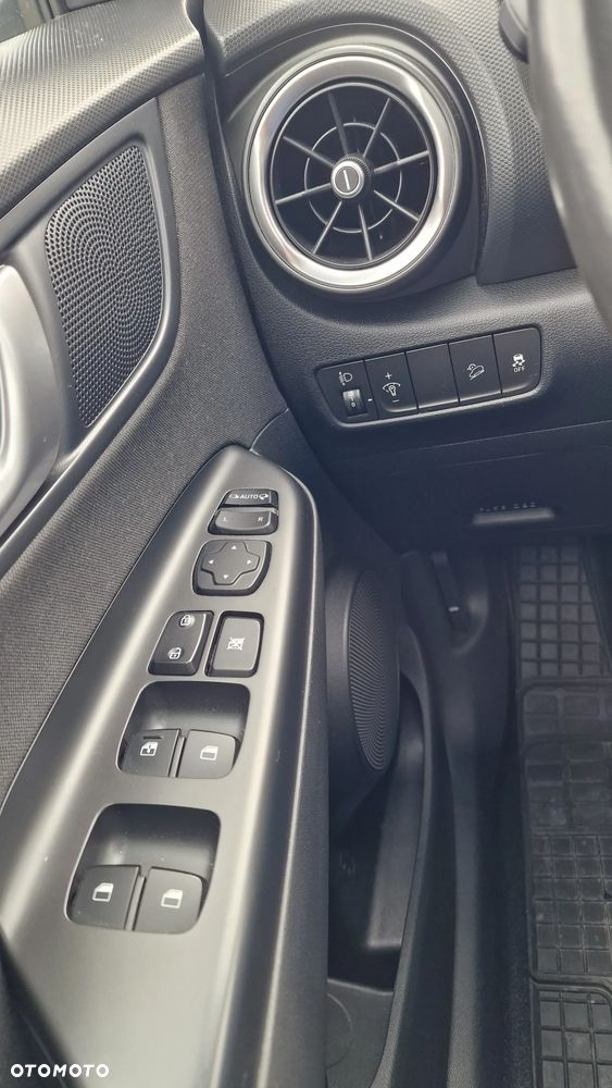 Hyundai Kona 1.0 T-GDI Smart DCT - 16