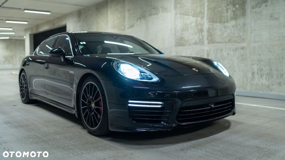 Porsche Panamera Turbo Executive - 5
