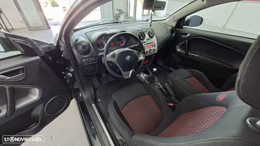 Alfa Romeo MiTo 1.4 T MultiAir Distinctive - 11
