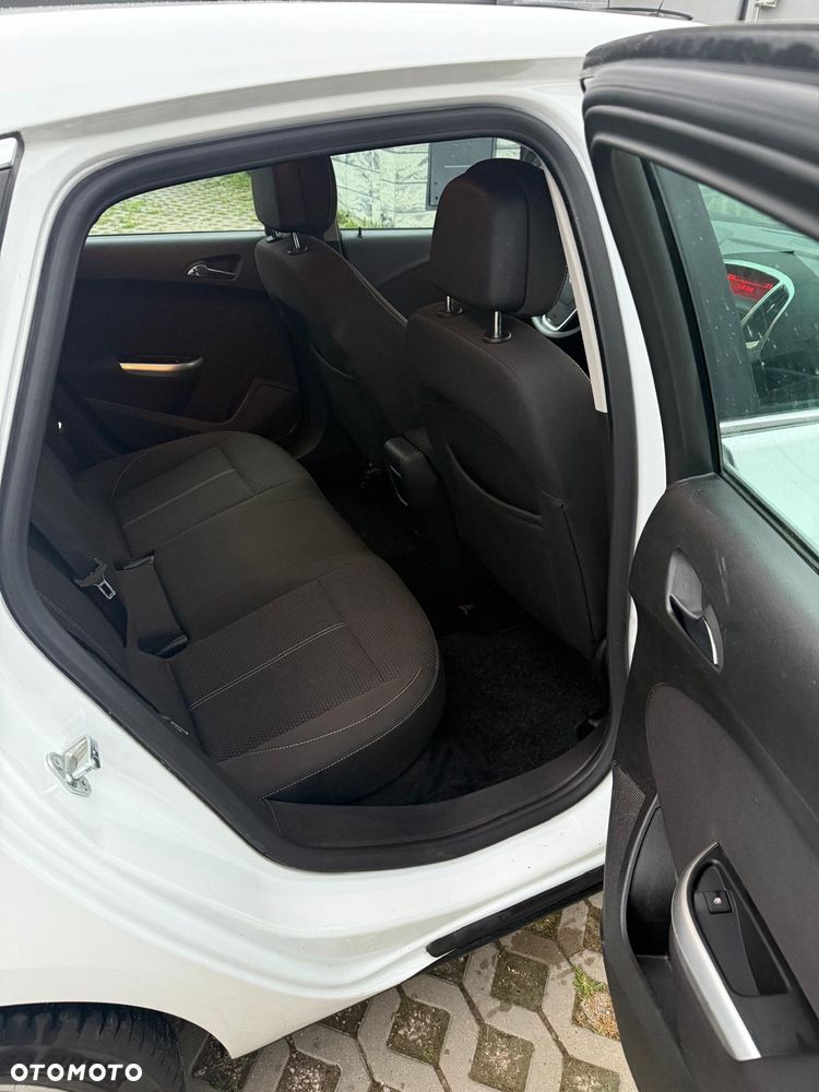 Opel Astra 2.0 CDTI Cosmo - 33