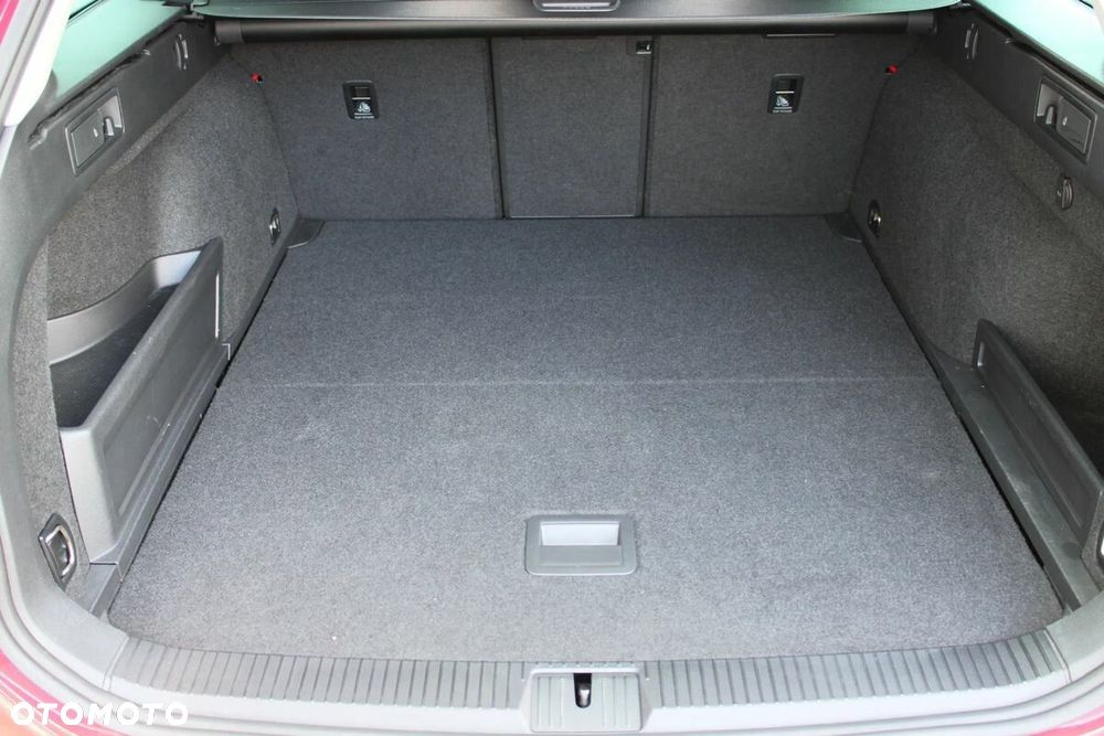 Volkswagen Passat Variant - 26