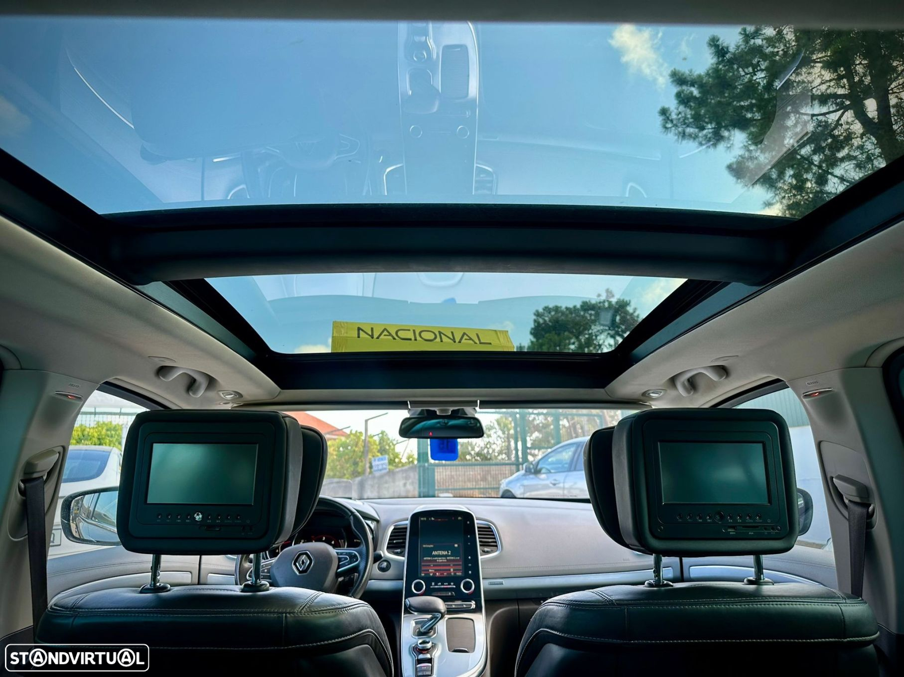 Renault Espace 1.6 dCi Initiale Paris EDC - 9