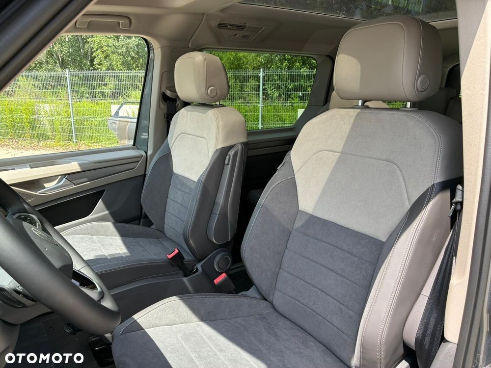 Volkswagen Multivan - 15