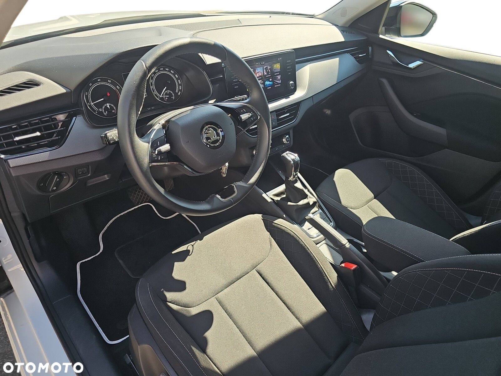 Skoda Kamiq 1.0 TSI Ambition DSG - 9
