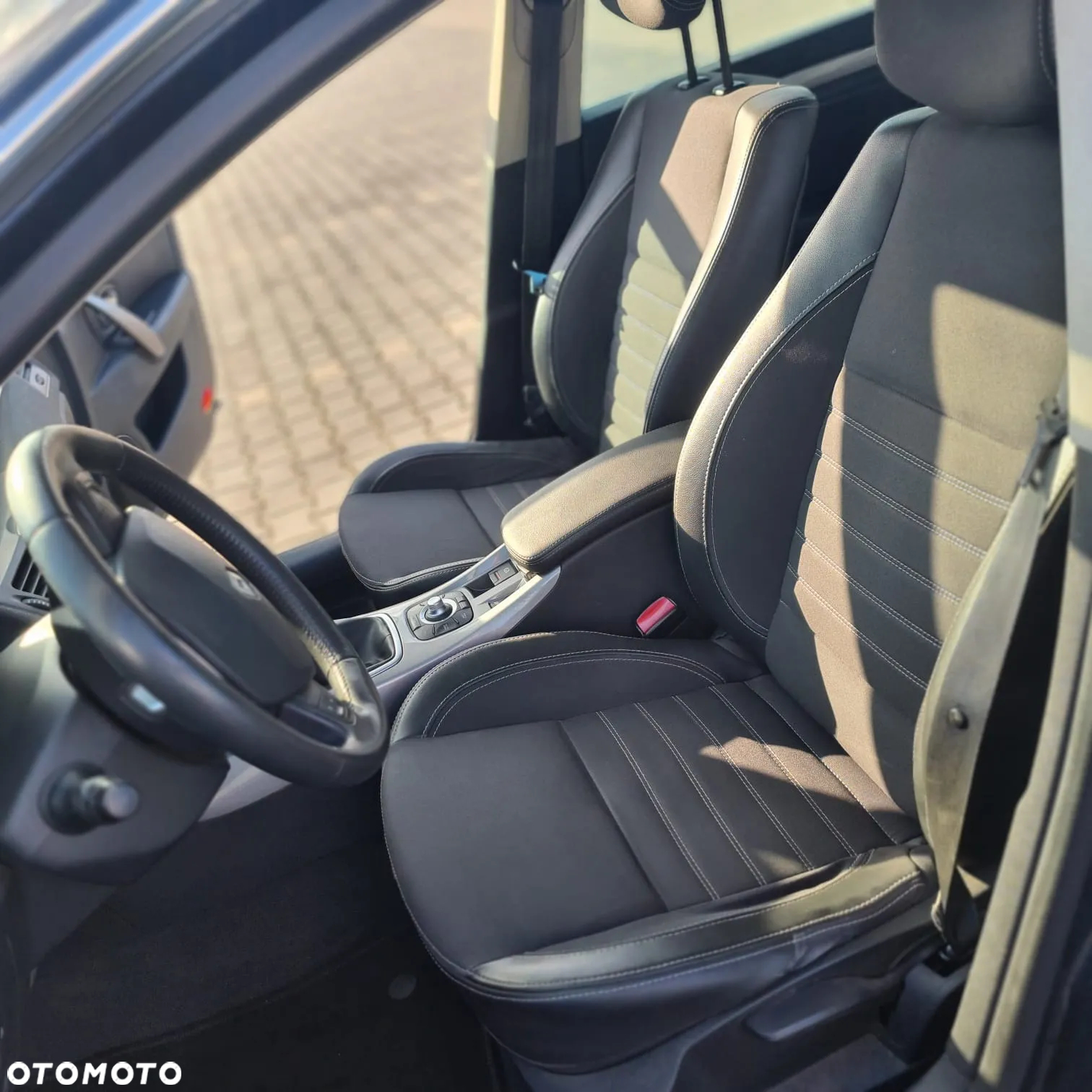 Renault Laguna 1.5 dCi Expression - 10