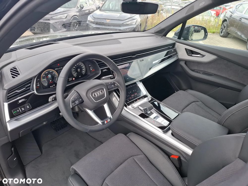 Audi Q7 TFSI e PHEV 360 kW Quattro S Line Tiptr - 10