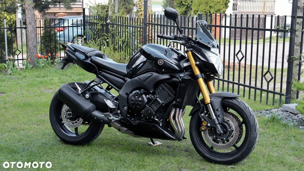 Yamaha FZ8 - 2