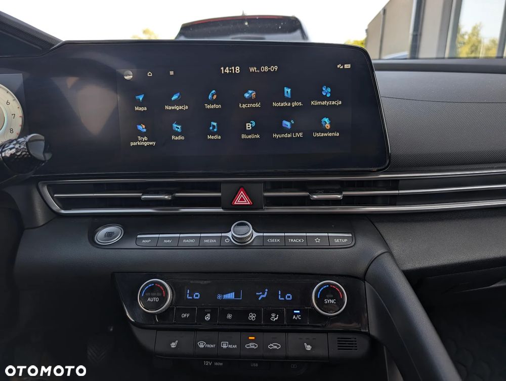 Hyundai Elantra 1.6 Executive - 16