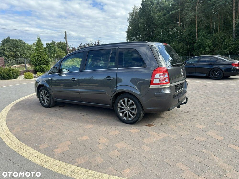 Opel Zafira - 7