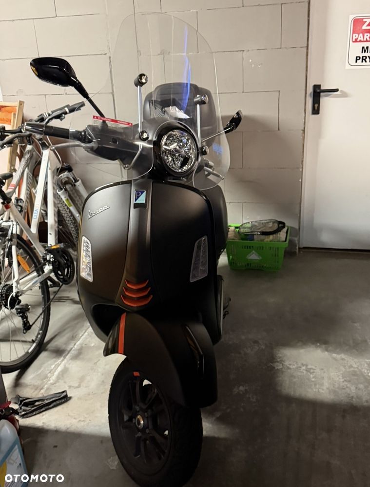 Vespa GTS - 1
