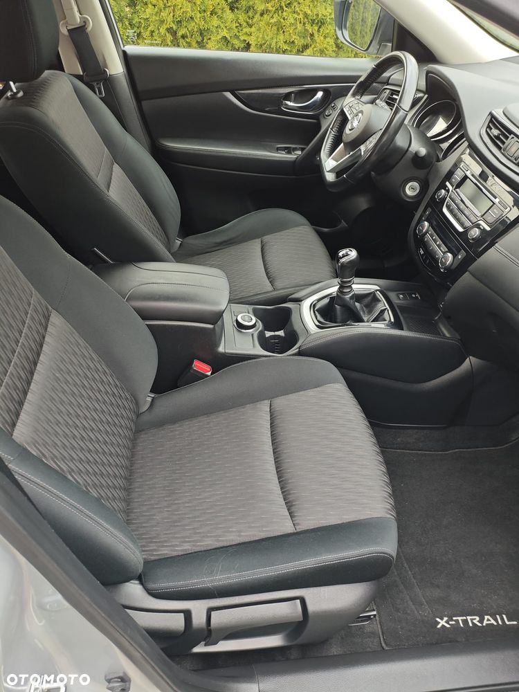 Nissan X-Trail 1.7 dCi ALL-MODE 4x4i Acenta - 17