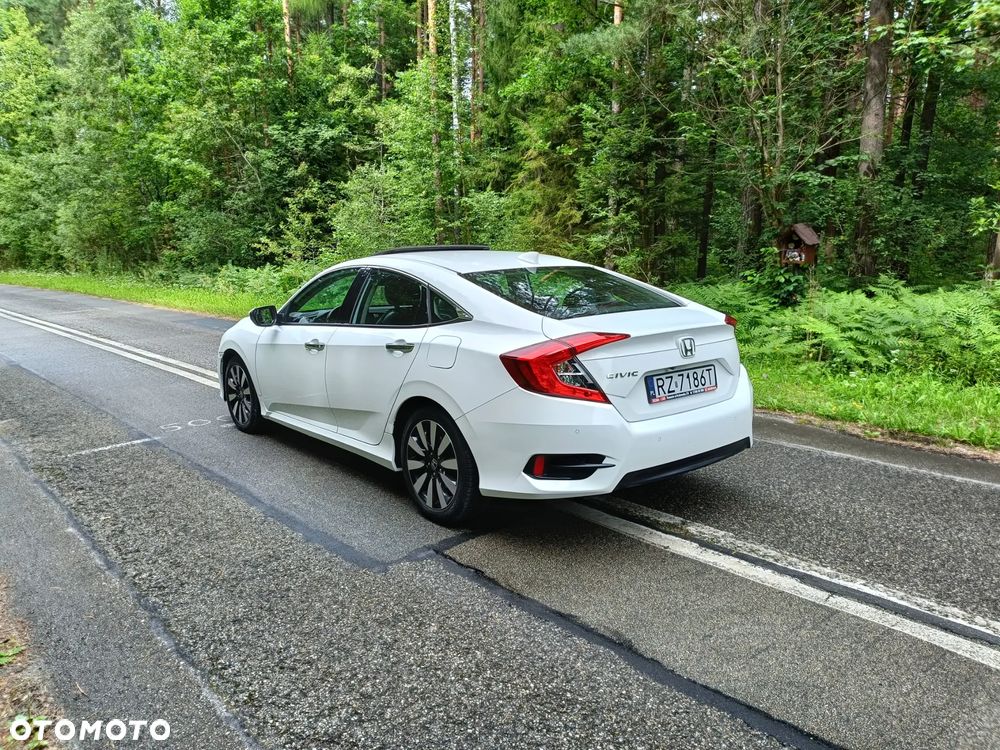 Honda Civic 1.5 T Prestige (Navi) - 30