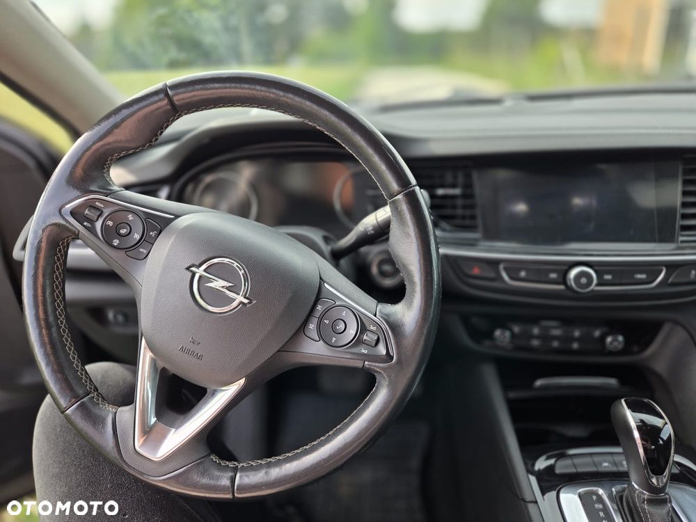 Opel Insignia - 19