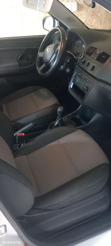 Skoda Fabia 1.6 TDI DPF Elegance - 8