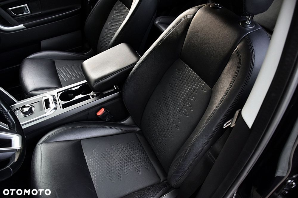 Land Rover Discovery Sport 2.0 TD4 Pure - 35