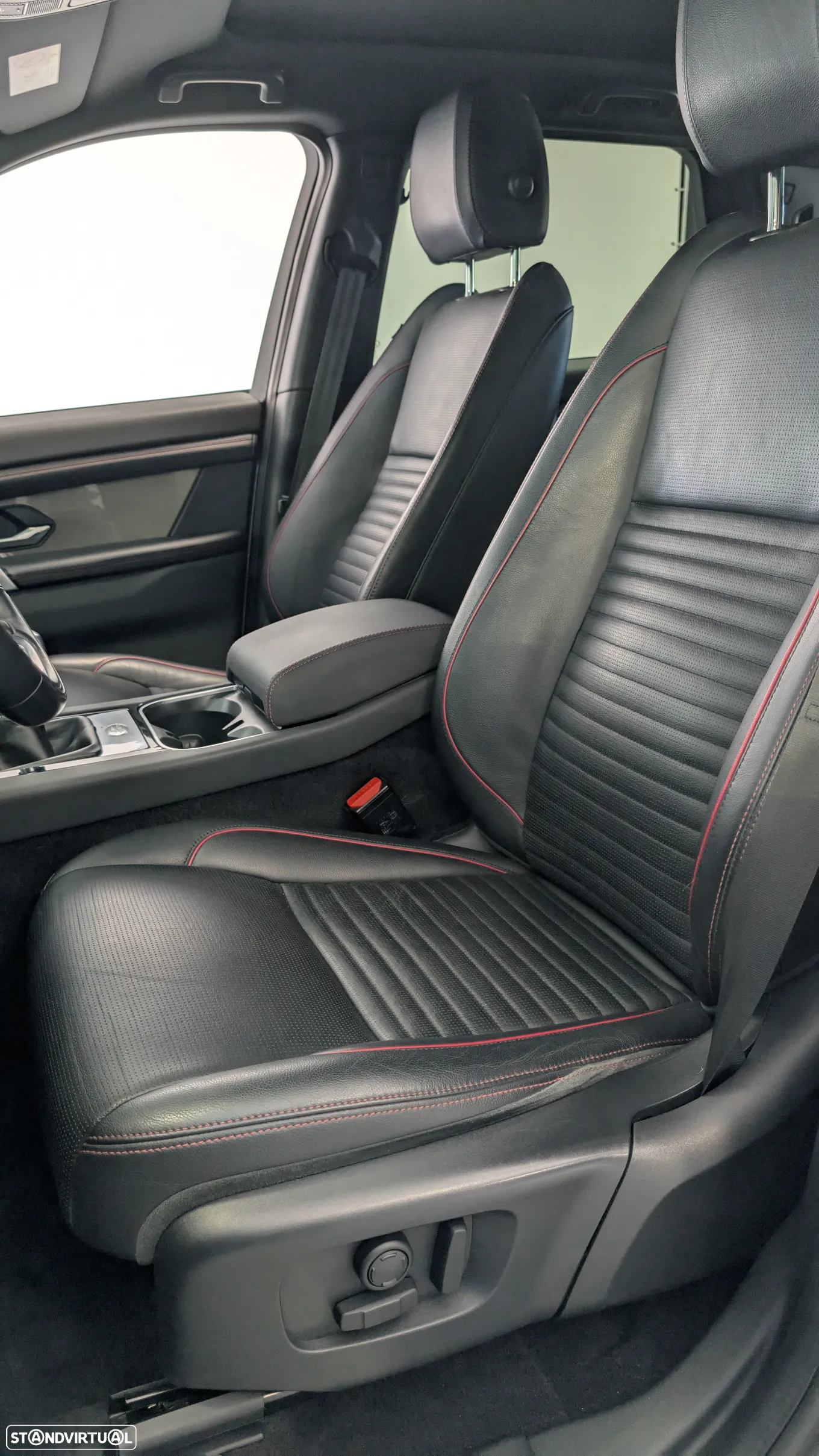 Land Rover Discovery Sport 2.0 eD4 R-Dynamic S - 15