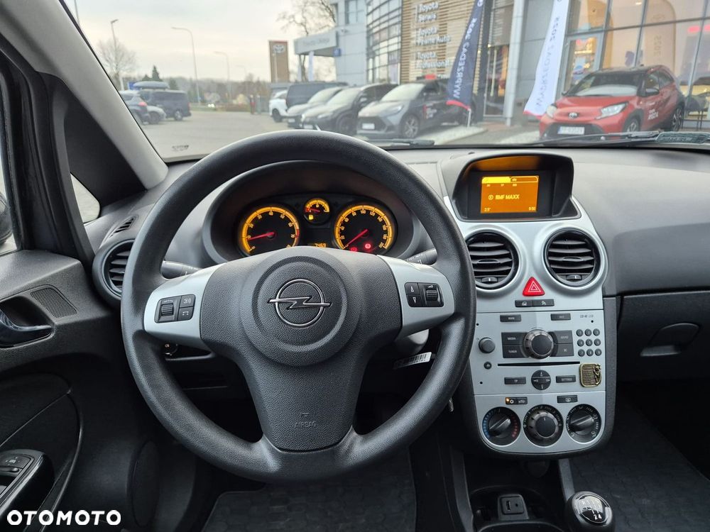 Opel Corsa 1.2 16V Essentia - 15