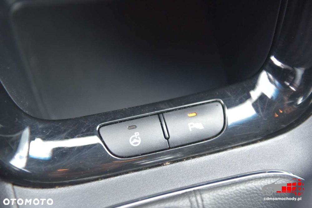 Kia Ceed - 36