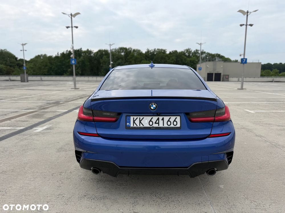 BMW Seria 3 330i xDrive M Sport sport - 7