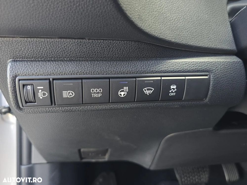 Toyota Corolla 1.8 HSD Dynamic - 9