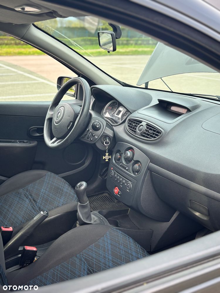 Renault Clio 1.5 dCi 70 Expression - 6