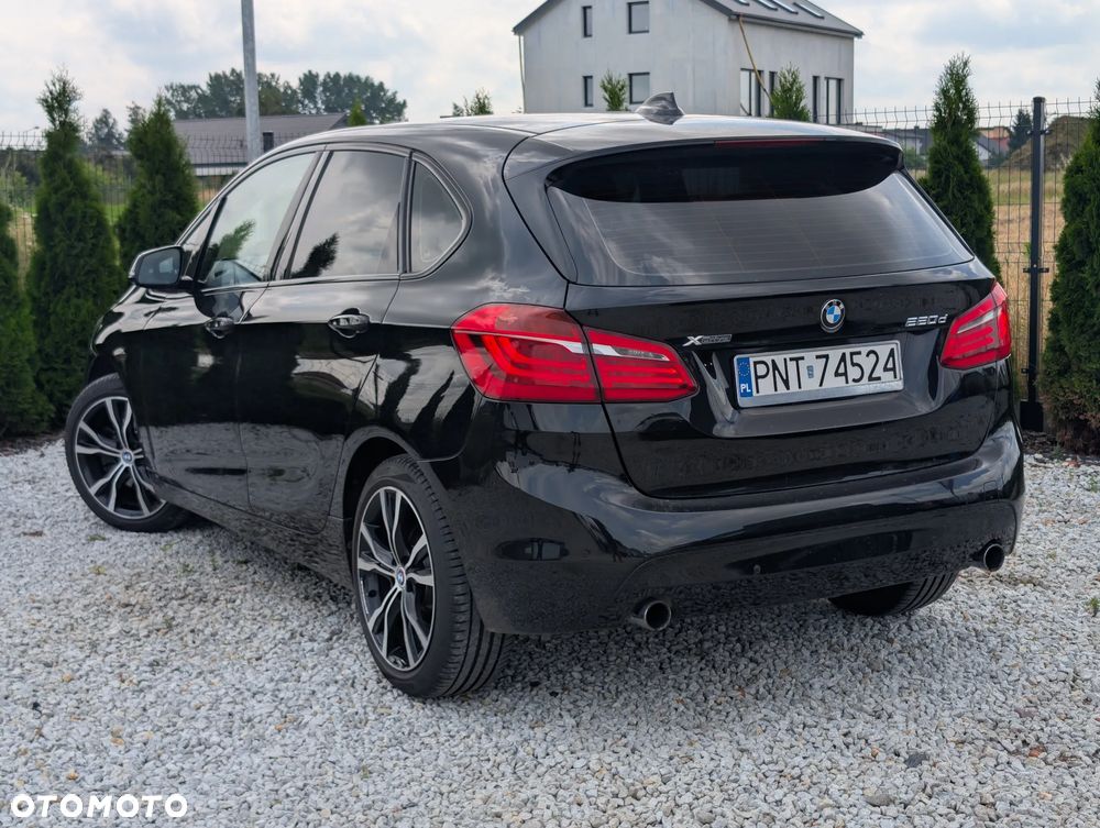 BMW Seria 2 220d xDrive Sport-Aut Sport Line - 7