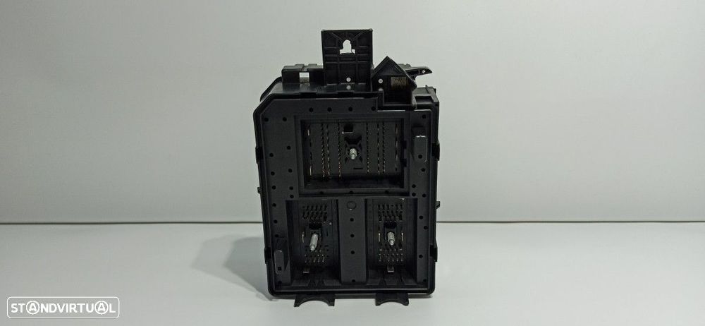 CAIXA DE RELÉS/ FUSÍVEIS OPEL CORSA E 120 ANIVERSARIO - 2