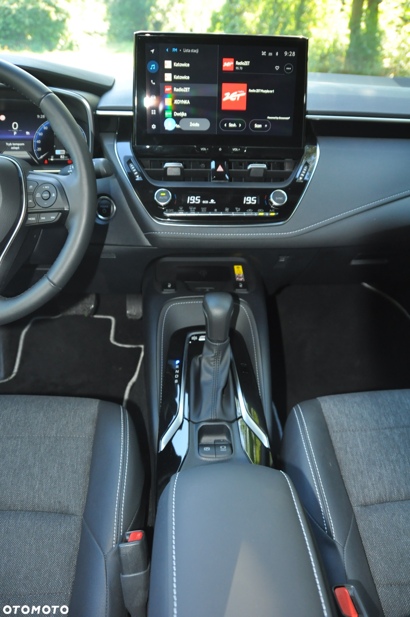 Toyota Corolla - 31