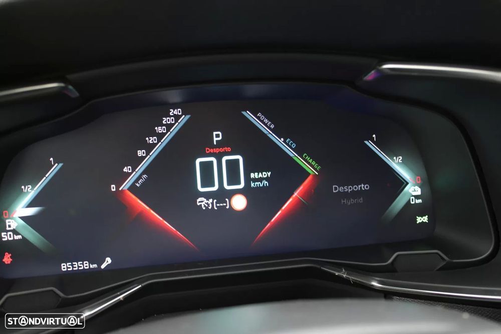 DS DS7 Crossback E-Tense Performance Line EAT8 - 27