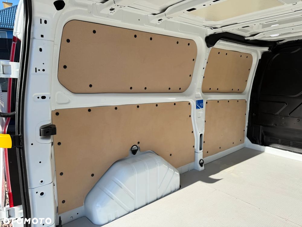 Ford TRANSIT CUSTOM VAN 300L MODEL L2H1 Long VAT-1 Cięż. 3 osobowy SILNIK 2.0 130KM Euro-6 DUŻA ŁADOWNOŚĆ 1086kg DMC 3000kg Homologacja na hak 2800kg ZABUDOWA PAKI! Niski przebieg TYLKO 93tys.km! - 13