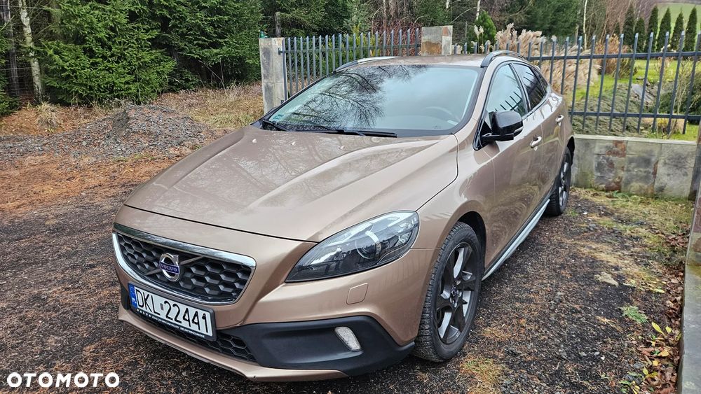 Volvo V40 Cross Country T4 AWD Momentum - 2