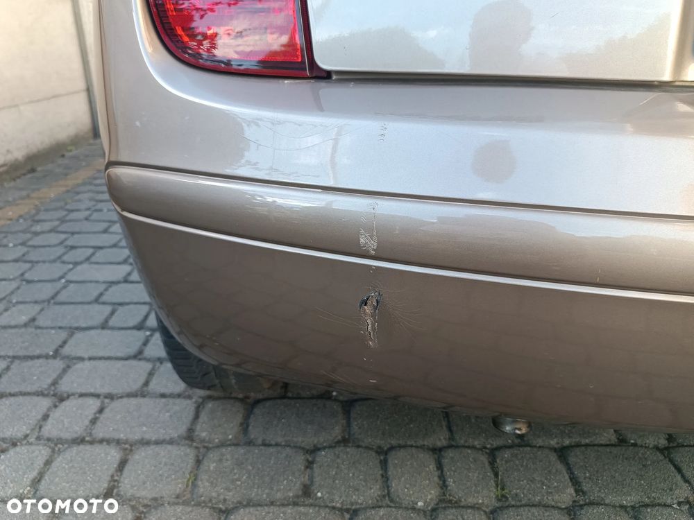 Nissan Micra - 7