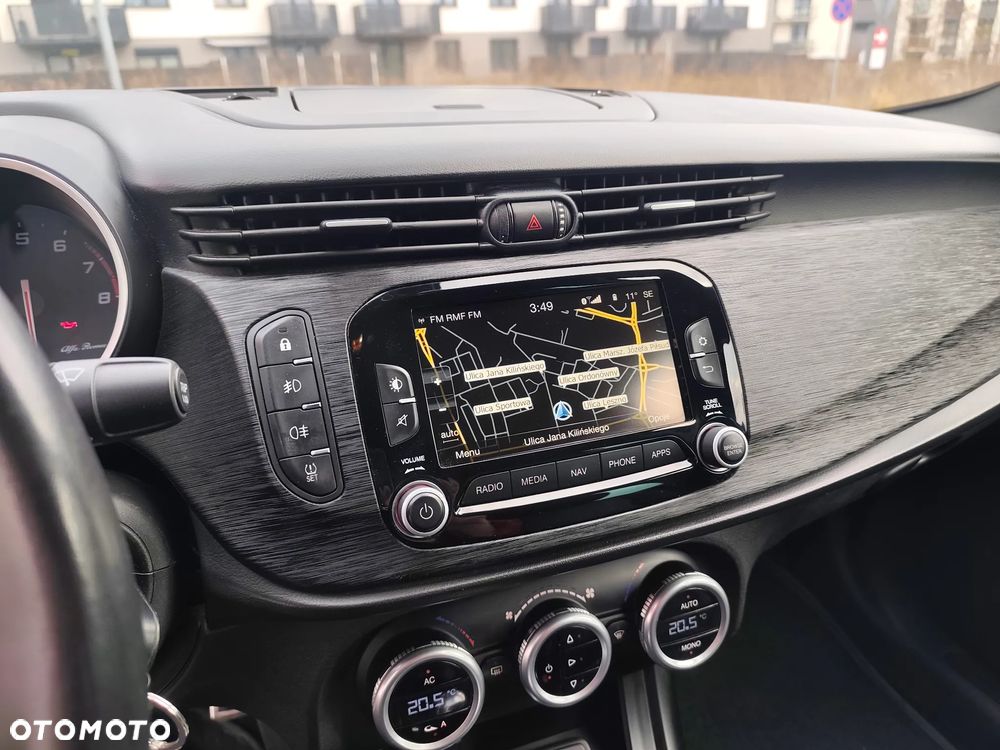 Alfa Romeo Giulietta 1.4 TB MultiAir Sport - 4