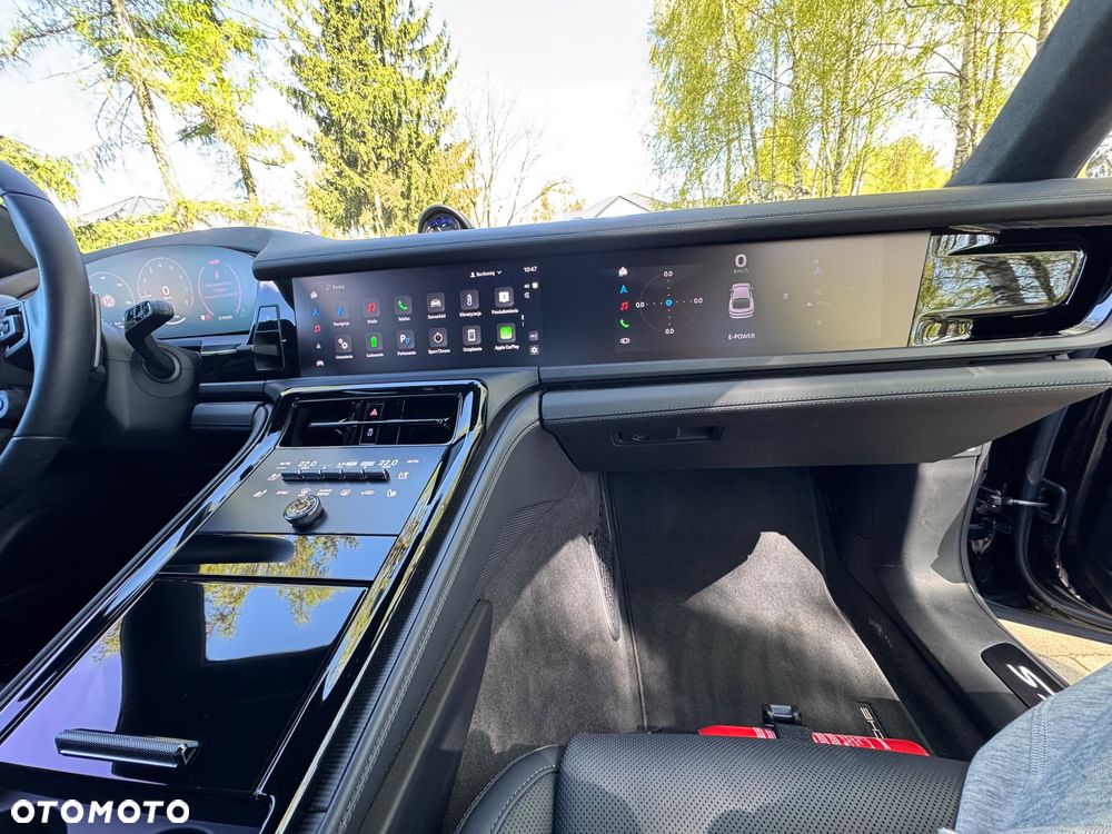 Porsche Panamera 4 E-Hybrid - 9