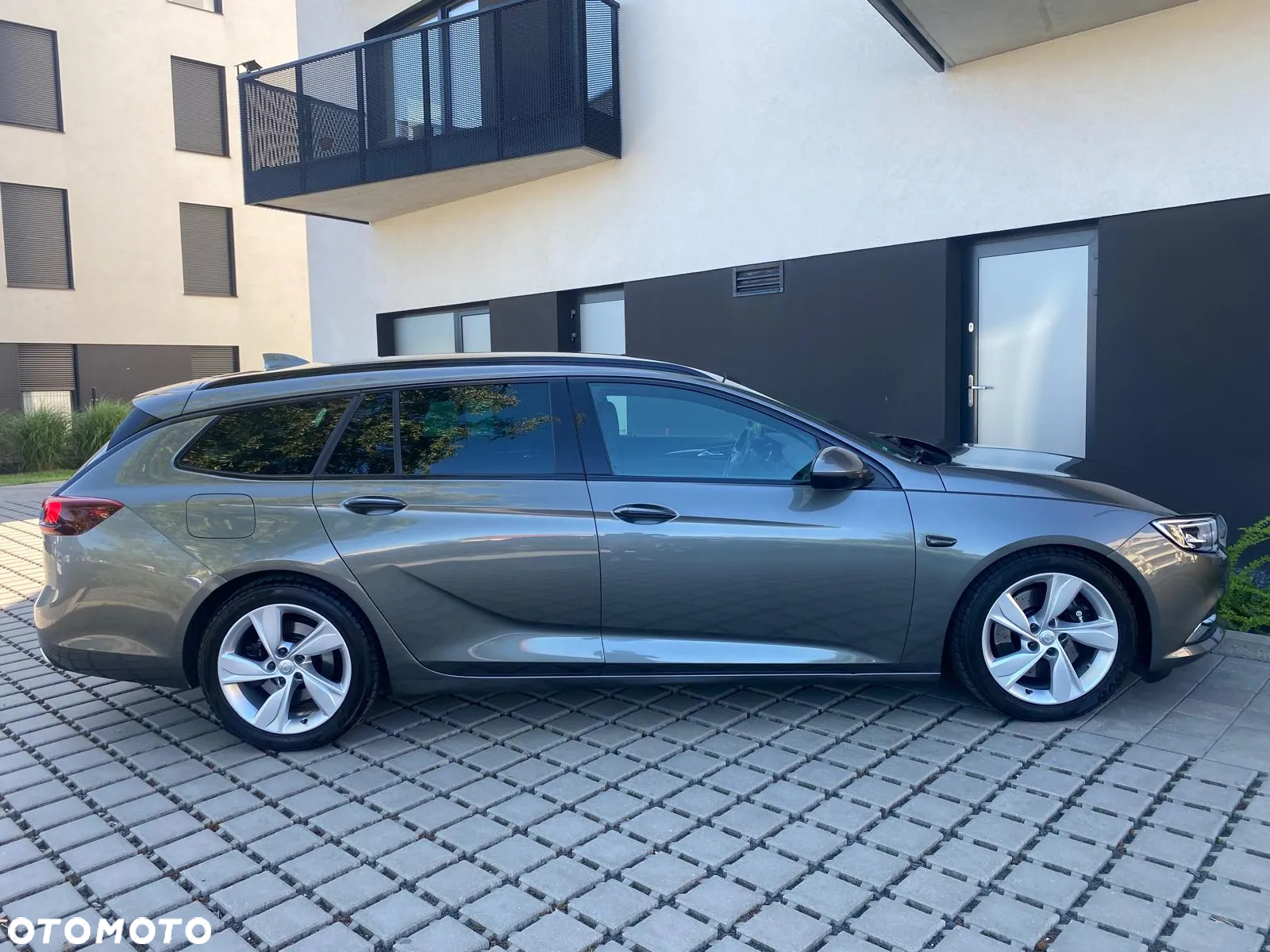 Opel Insignia 2.0 T 4x4 GSi S&S - 13