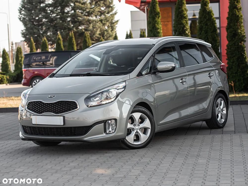 Kia Carens 1.7 CRDi M 7os - 6
