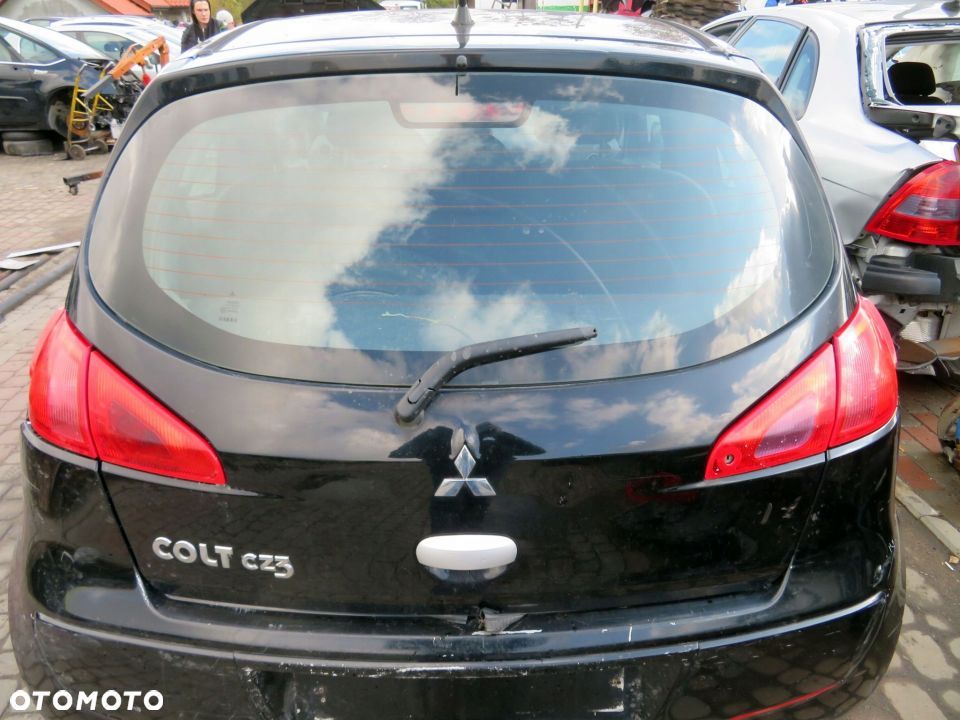 KLAPA BAGAŻNIKA TYLNA COLT VI Z30 3D HB X19  CZARNY MITSUBISHI 2004-2008 - 1