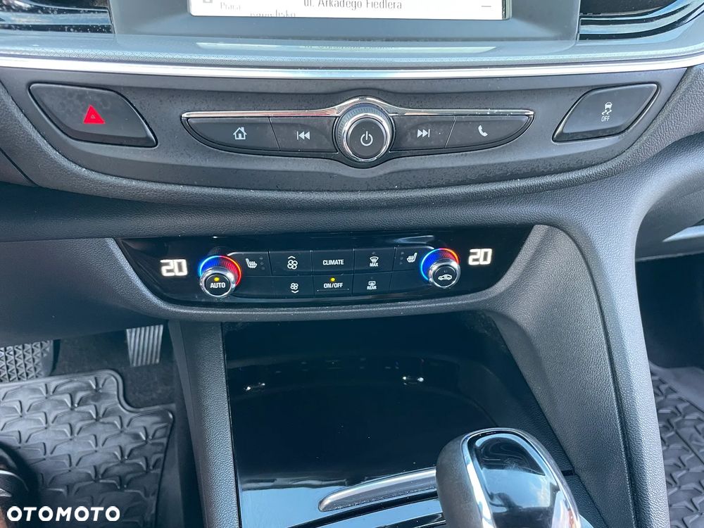Opel Insignia - 20