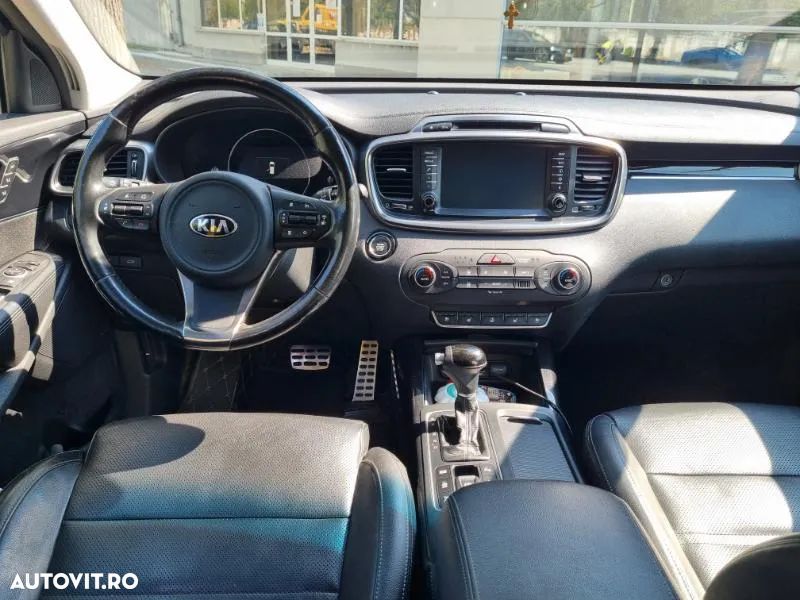 Kia Sorento - 5