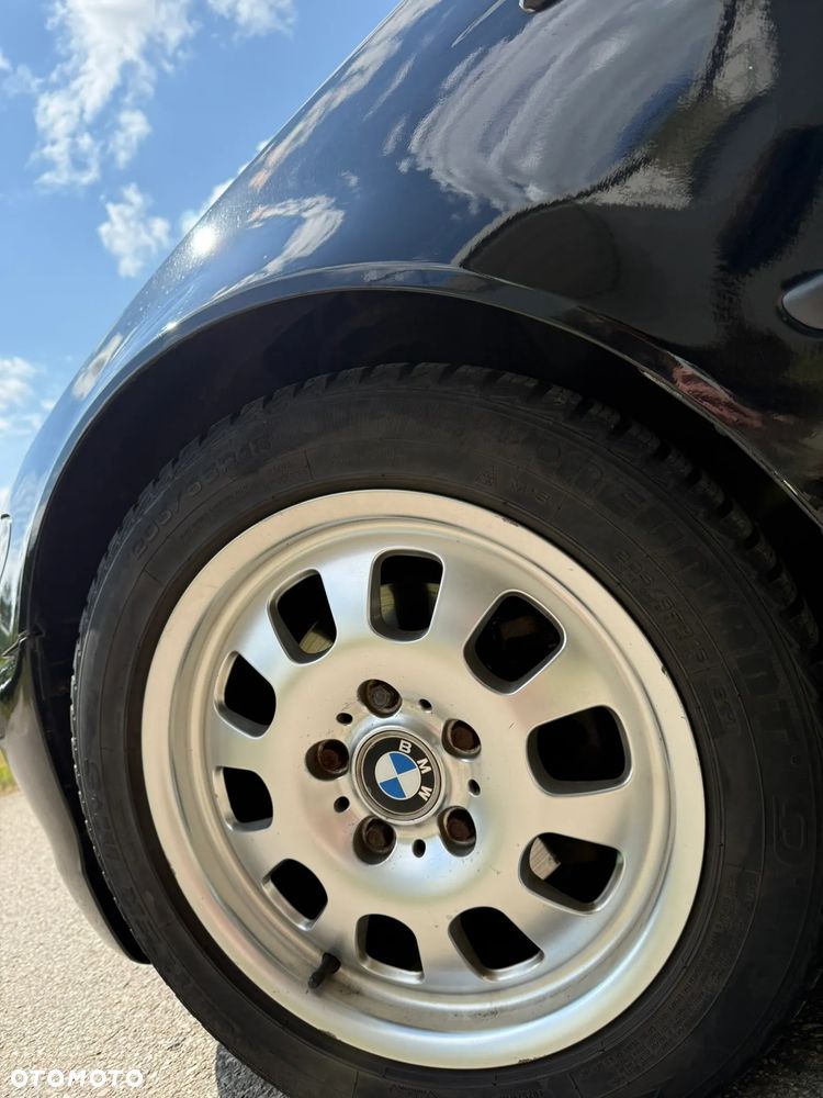 BMW Seria 3 320i - 9