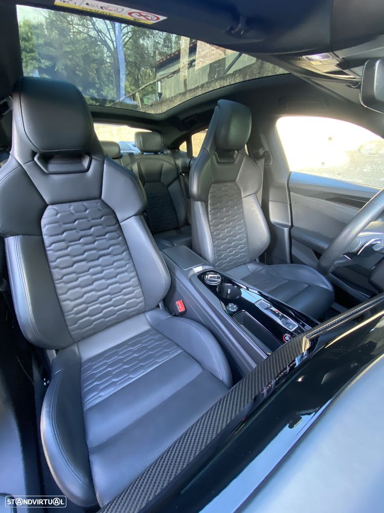 Audi e-tron GT quattro - 13