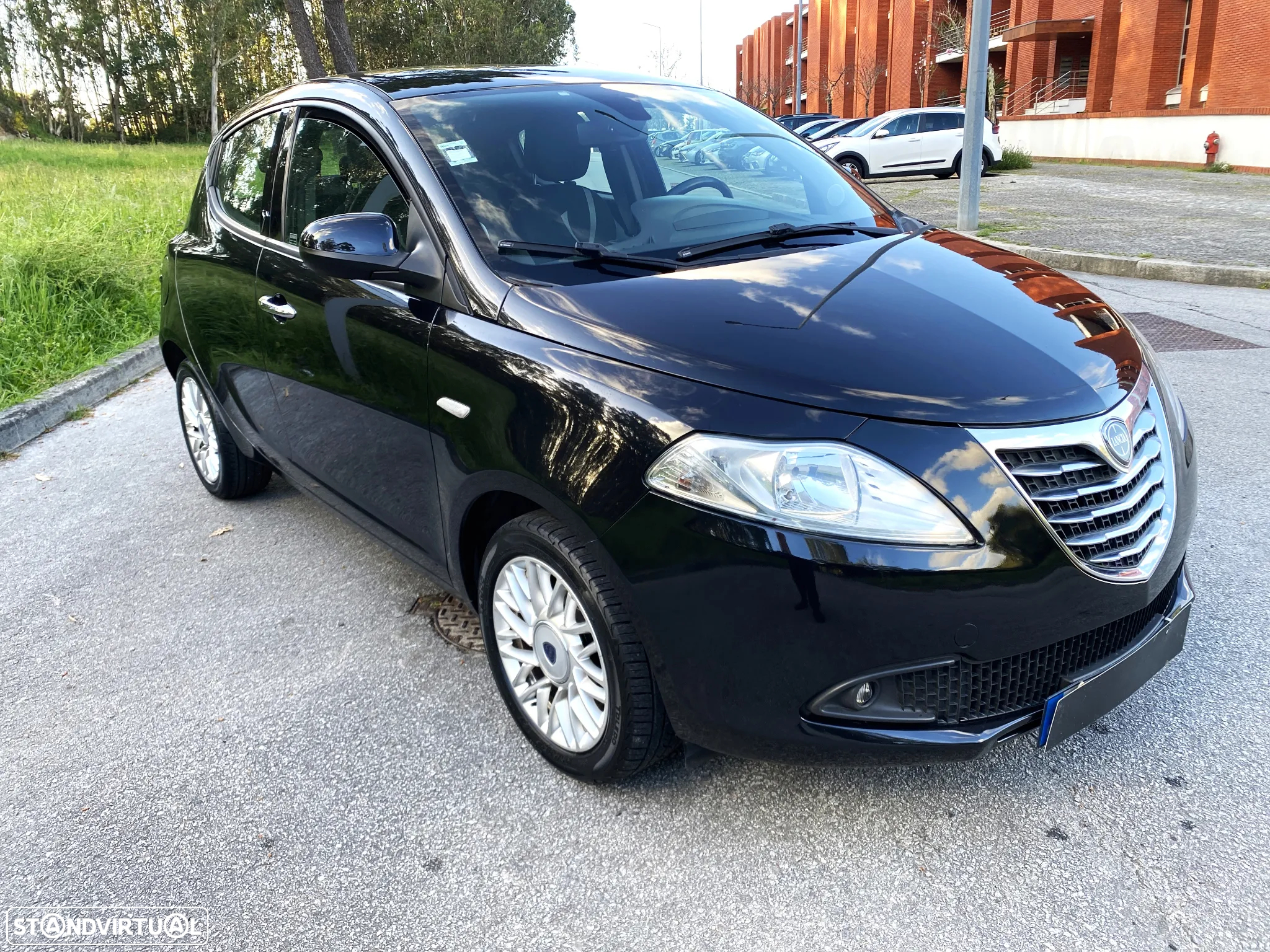 Lancia Ypsilon 1.2 S&S Fashion - 3
