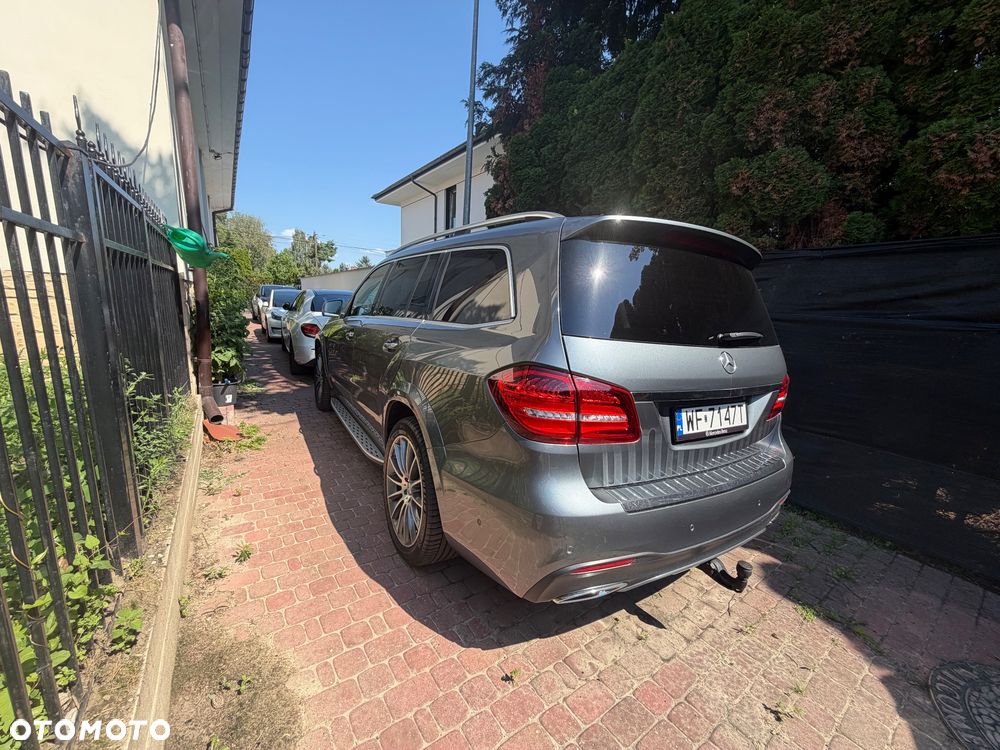 Mercedes-Benz GLS 350 d 4-Matic - 4