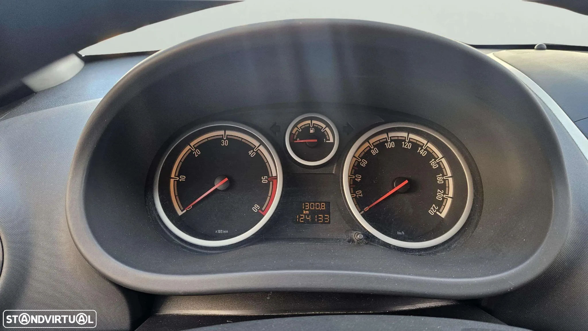 Opel Corsa 1.3 CDTi Enjoy EcoFLEX - 20