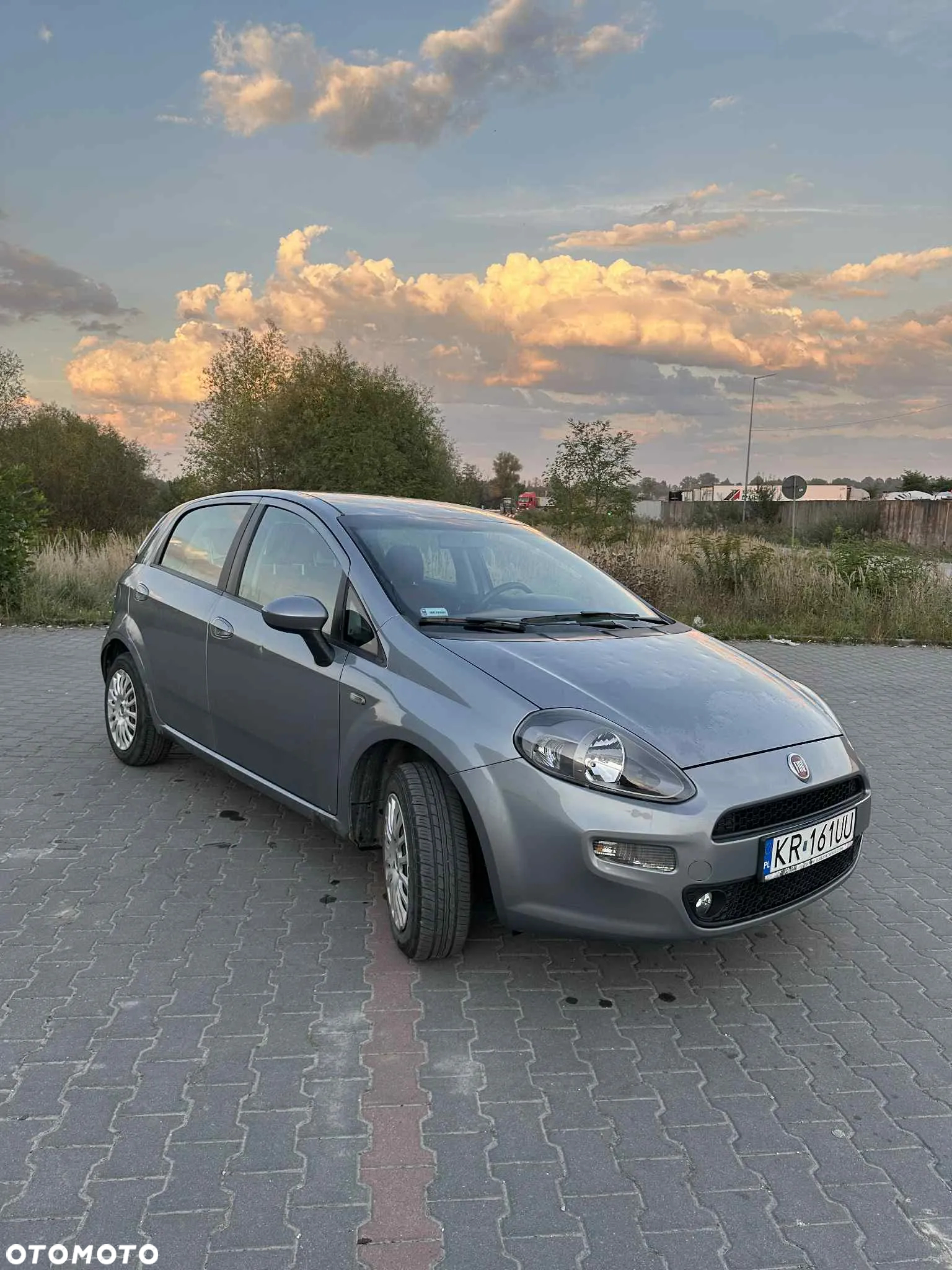 Fiat Punto - 4