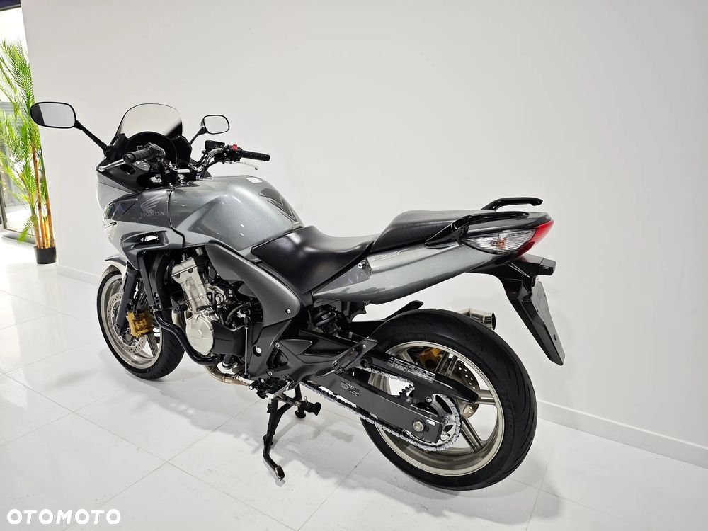 Honda CBF - 15