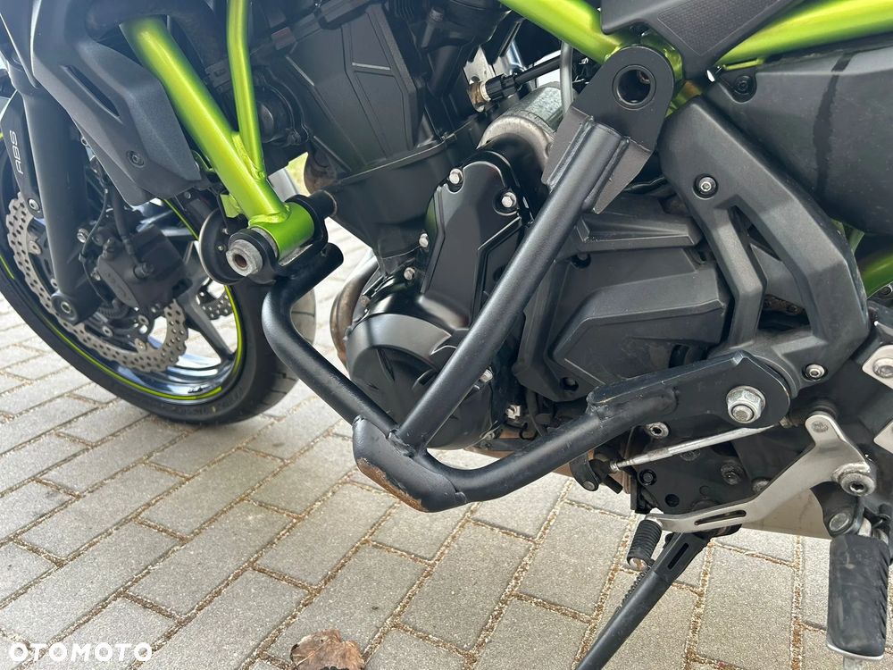 Kawasaki Z 650 - 10